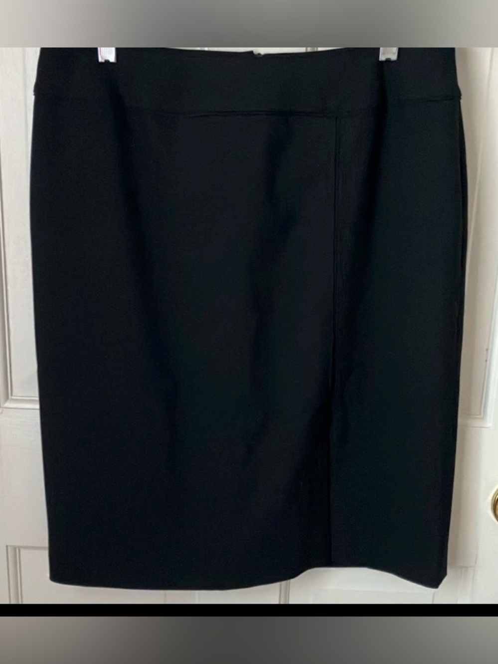 Lovely black pencil skirt with front side slit EUC 10